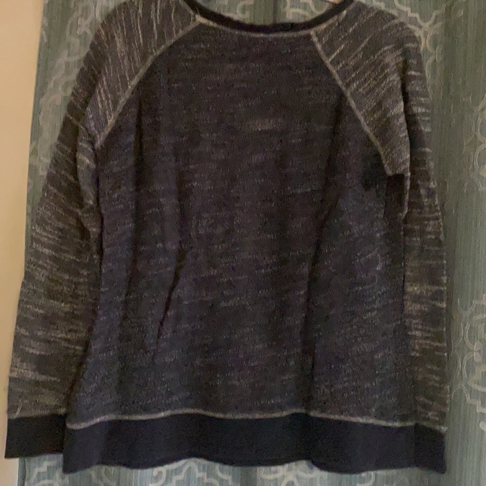sweater - Picture 2 of 2